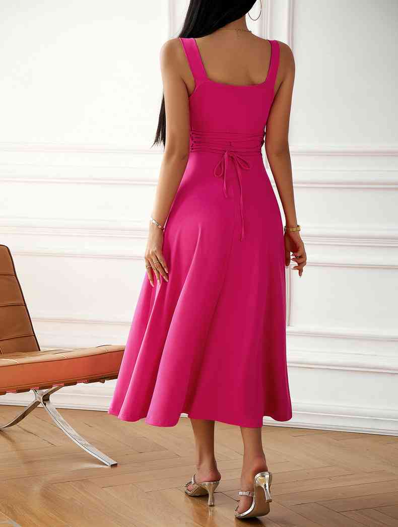Emma Élégante Robe Midi à Encolure Carrée et Détail Nœud