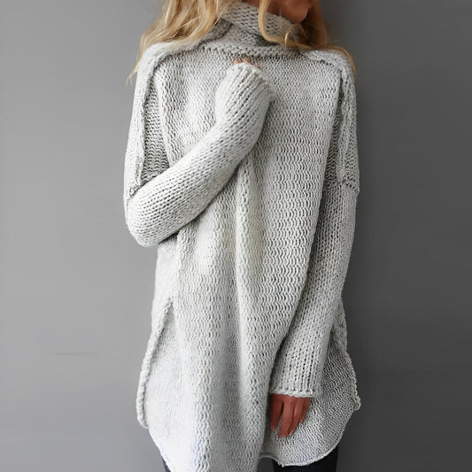 Sophie – Soft and elegant turtleneck sweater in winter knit