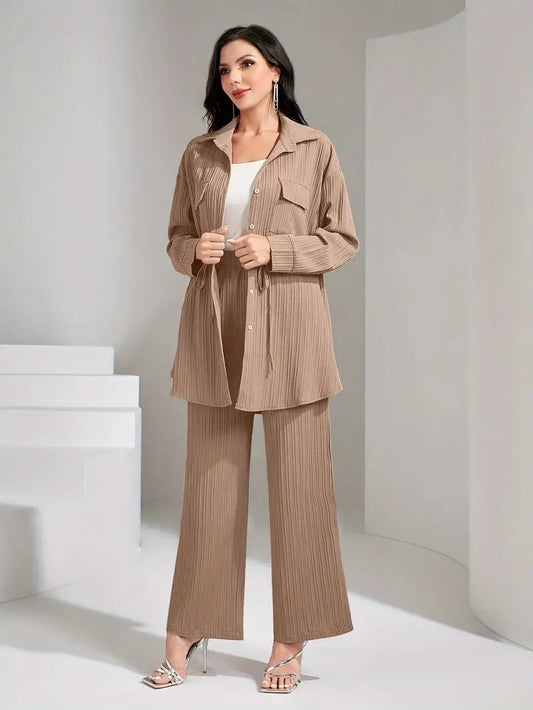 Completo Donna – Camicia Bottonata a Maniche Lunghe & Pantaloni Larghi