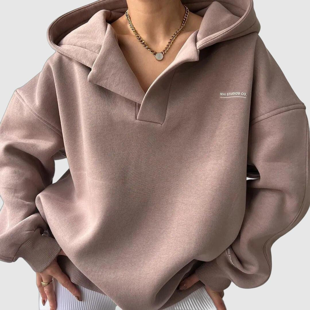 Emma – Soft and Comfortable Minimalist Hoodie