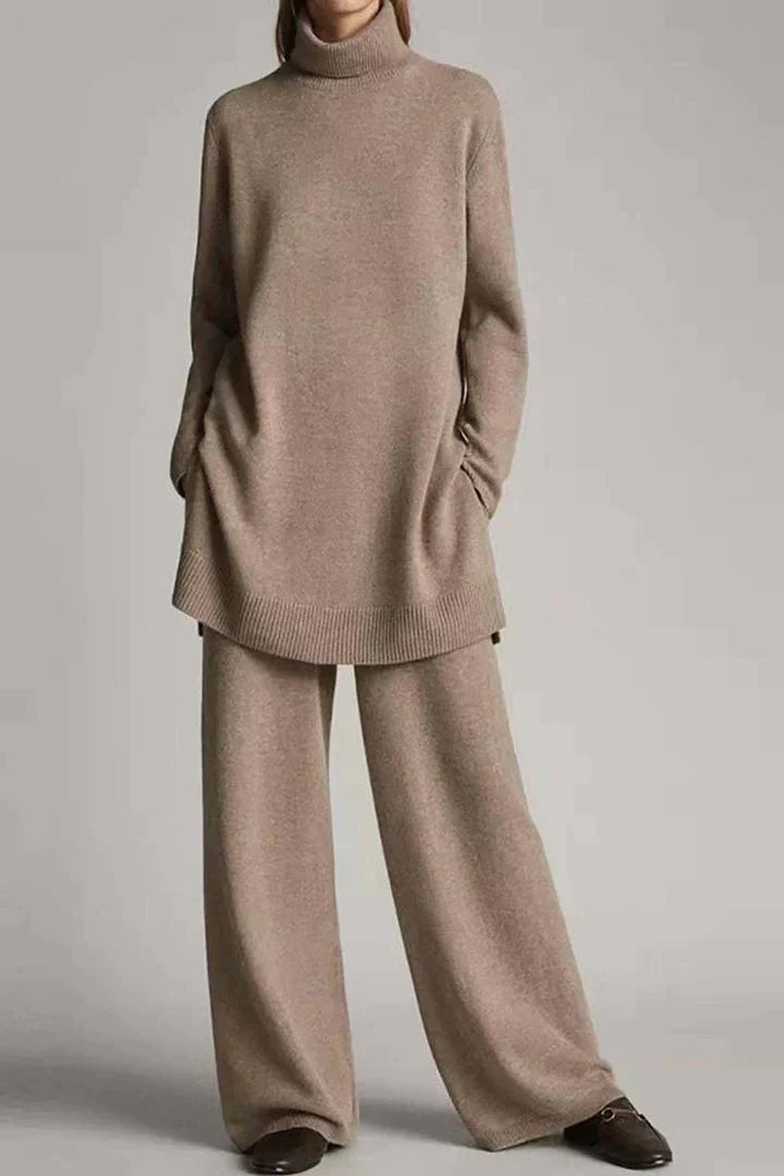 Women's Set - Oversized Knitted Turtleneck & Wide Leg Pants
