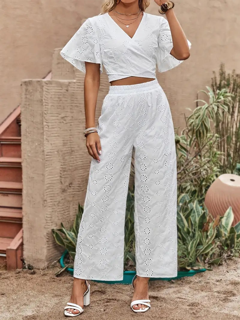 Women's Outfit Set with Eyelets