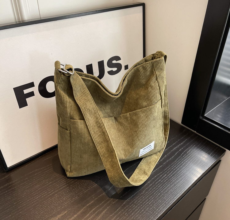 Sophie – Elegant Corduroy Shoulder Bag