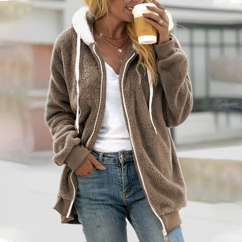 Emma – Soft and elegant Sherpa-lined hoodie jacket
