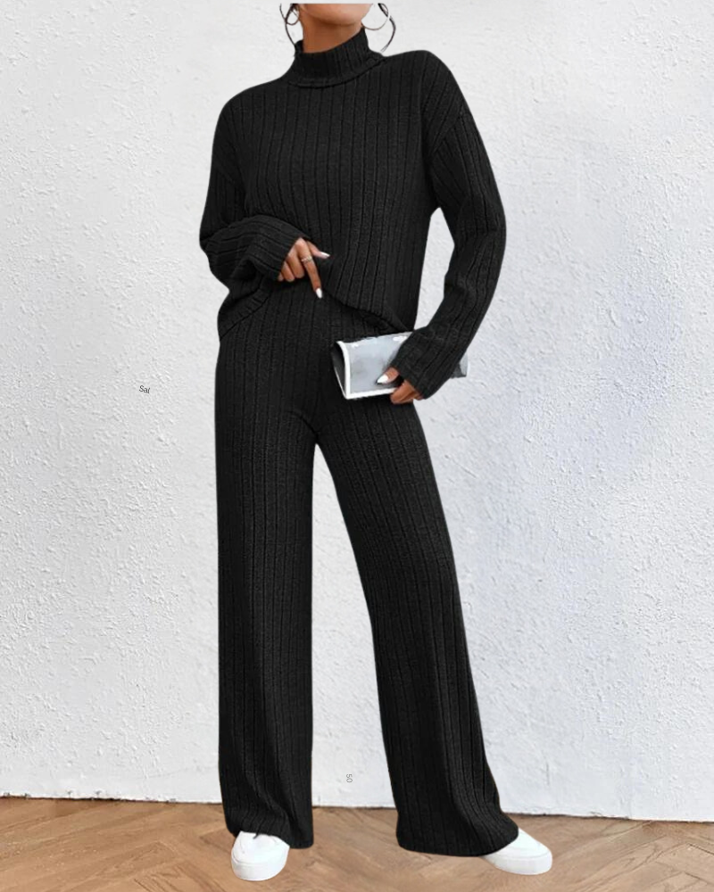 Women's Knit Set - Turtleneck - Long Sleeves