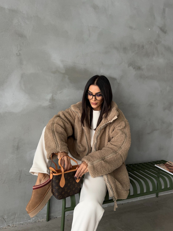 Sophie – Soft sherpa fleece jacket elegant and comfortable