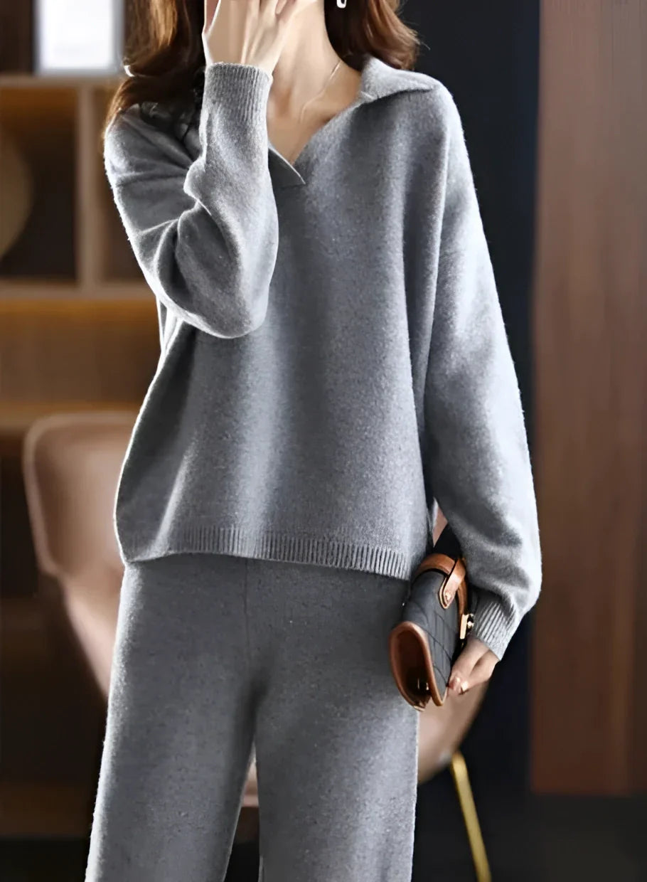 Emma Soft Cashmere Set – Luxury Sweater and Pants