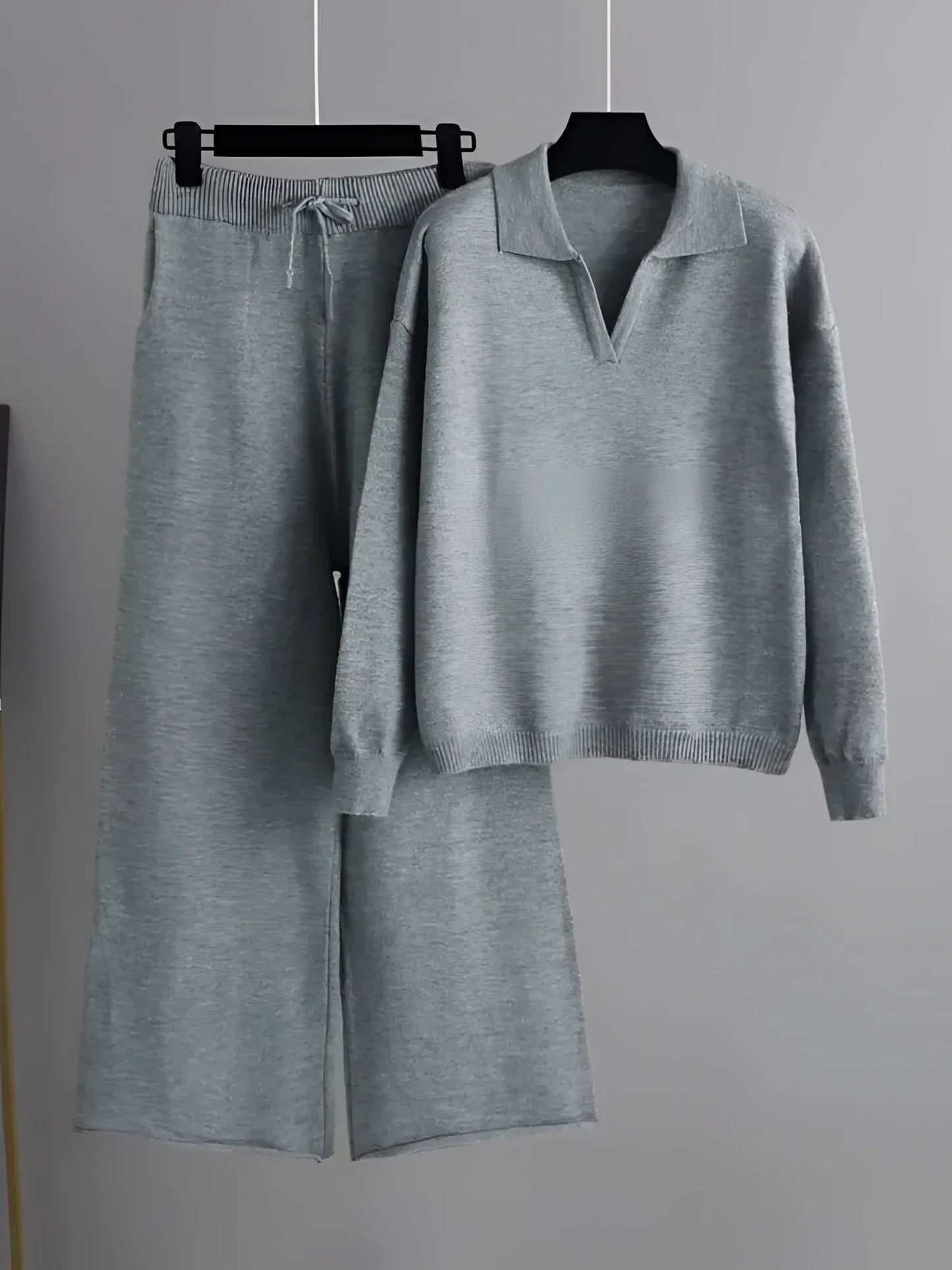 Emma Soft Cashmere Set – Luxury Sweater and Pants