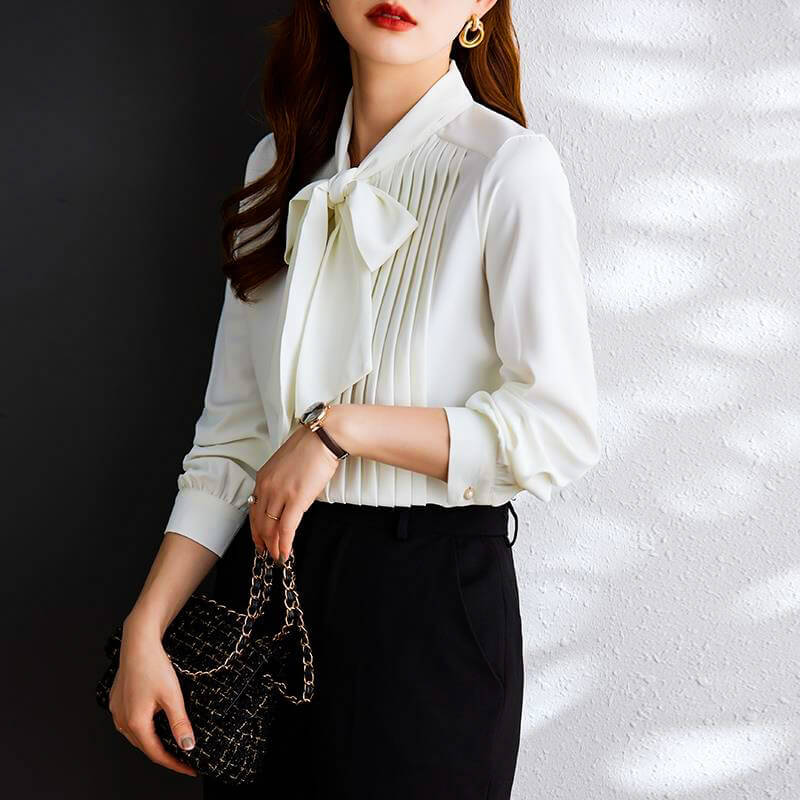 Elegant Sophie Blouse in Chiffon with Bow