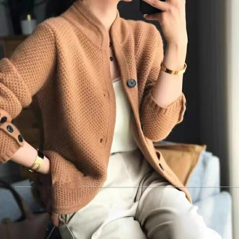 Sophie – Soft and Elegant Knit Jacket