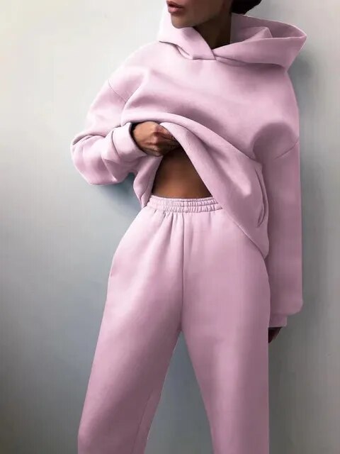 Léna – Soft and elegant knit set with hoodie and pants