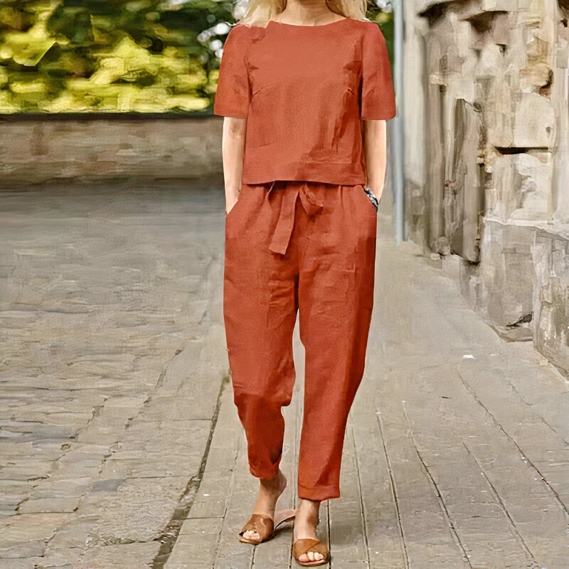 Léa Élégante et Respirante Tenue en Lin avec Blouse et Pantalon