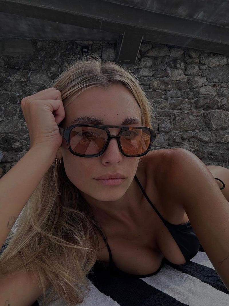 Emma – Elegant Retro Sunglasses