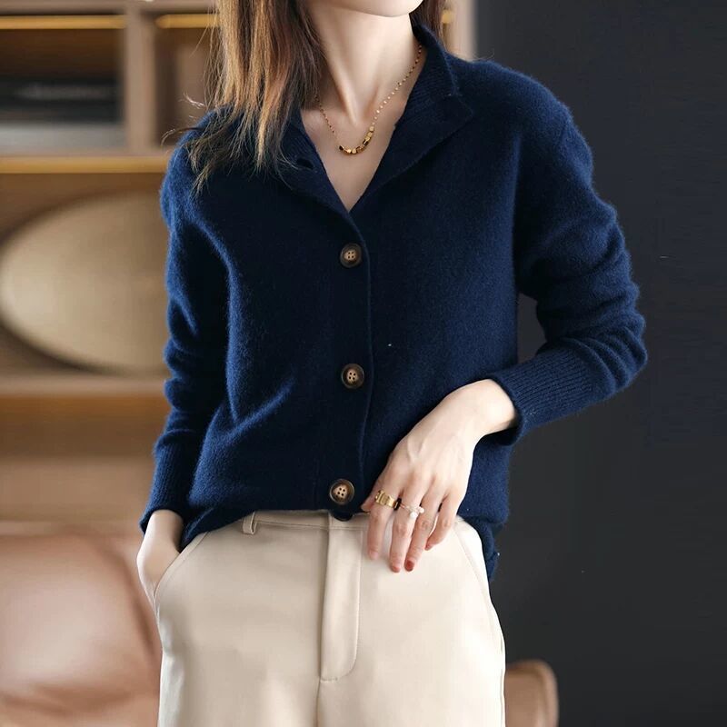 Léa Elegant Sweater in Merino Wool