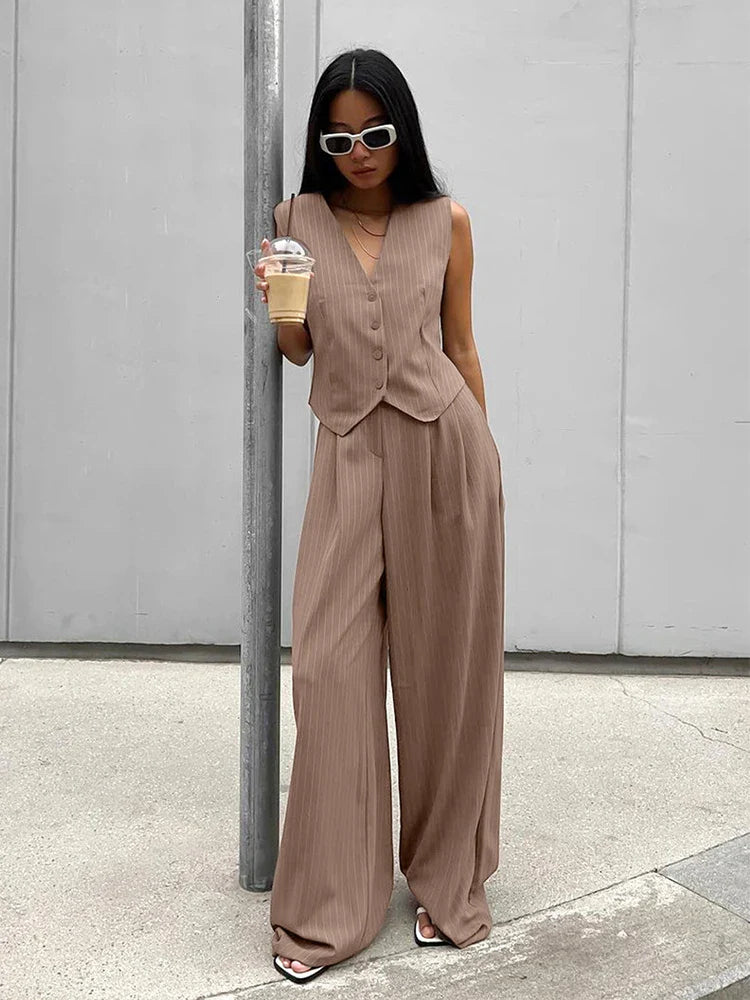 Women's Set - Fitted Sleeveless Vest & Wide Pants