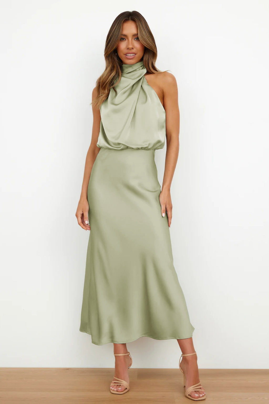 Léa | Elegant Midi Dress with Asymmetrical Neckline