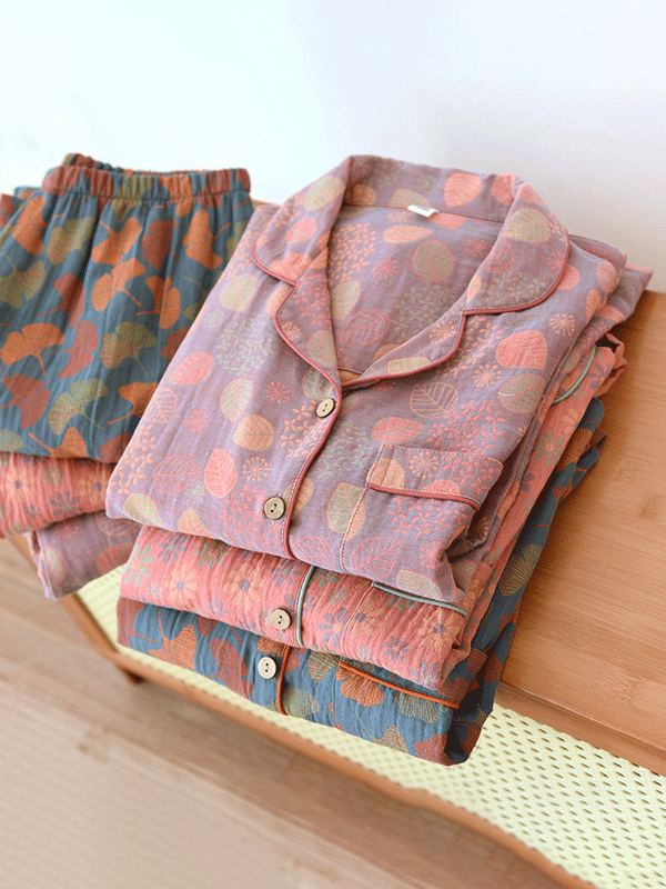 Sophie Elegant Vintage Floral Crepe Pajama Set