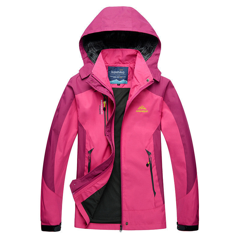 Sophie – Veste imperméable à capuche pour aventures extrêmes