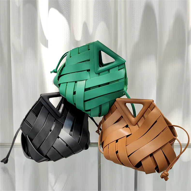 Practical and Sophisticated Knotted Handbag