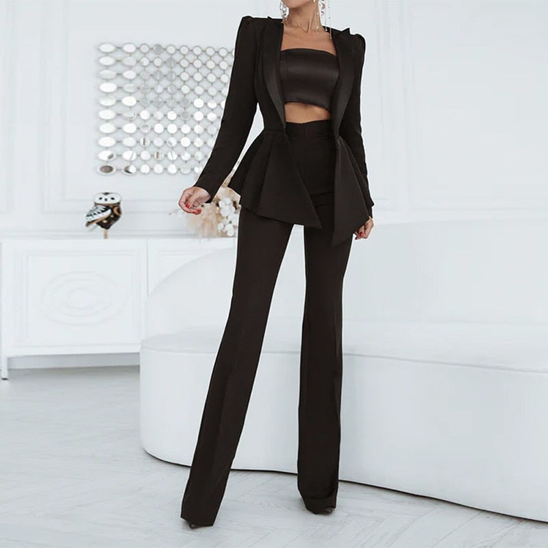 Women's Set - Fitted Blazer with Satin Collar and Pants