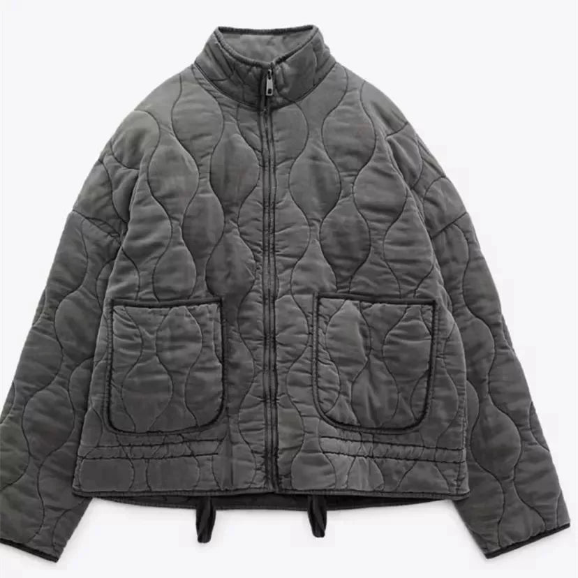 Sophie – Elegant City Jacket with Pocket Details