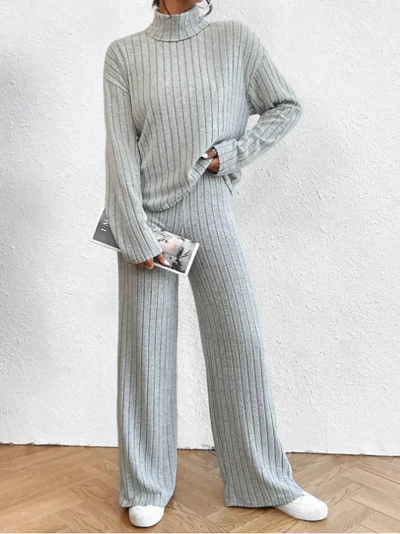 Women's Set - Ribbed Turtleneck Sweater & High-Waisted Wide Leg Pants