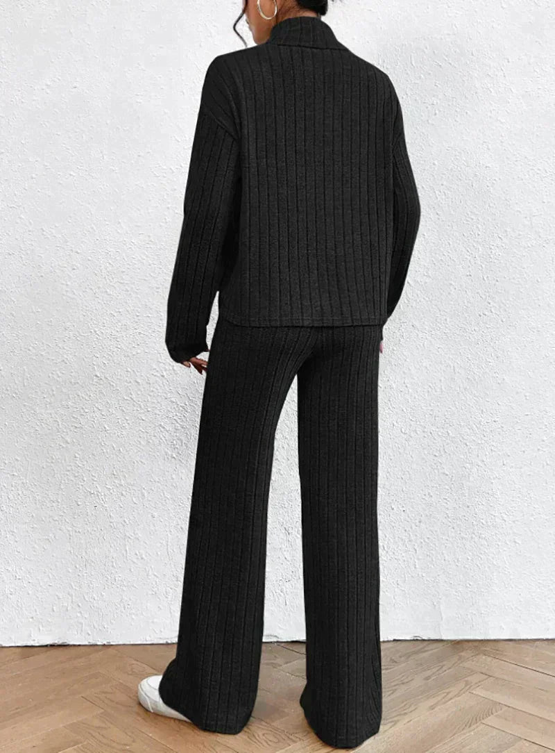 Women's Set - Ribbed Turtleneck Sweater & High-Waisted Wide Leg Pants