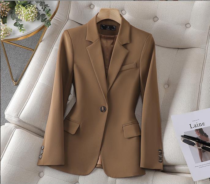 Emma – Elegant and refined blazer