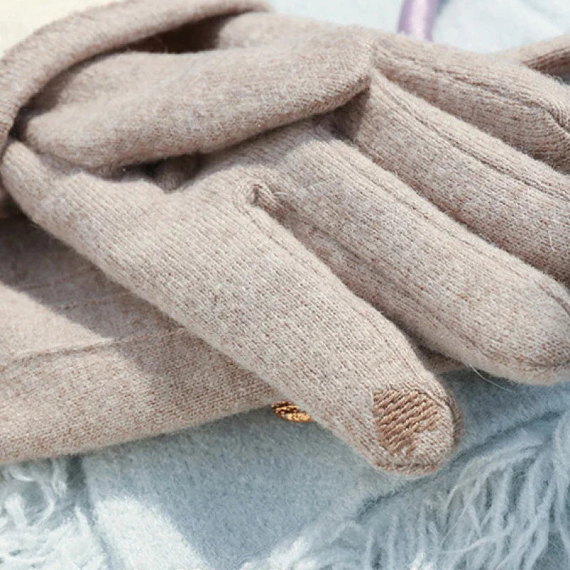 Sophie – Elegant Winter Gloves in Soft Cashmere Touchscreen
