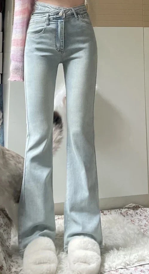 Flared jeans for women - High waist Bootcut fit