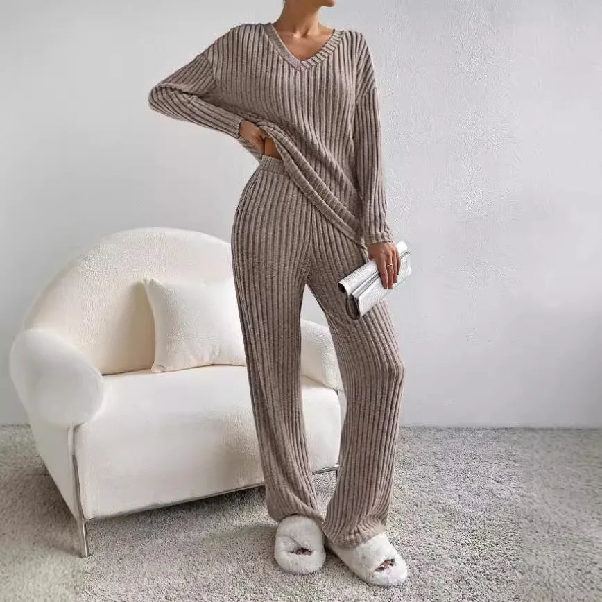 Sophie – Elegant and comfortable ribbed knit set