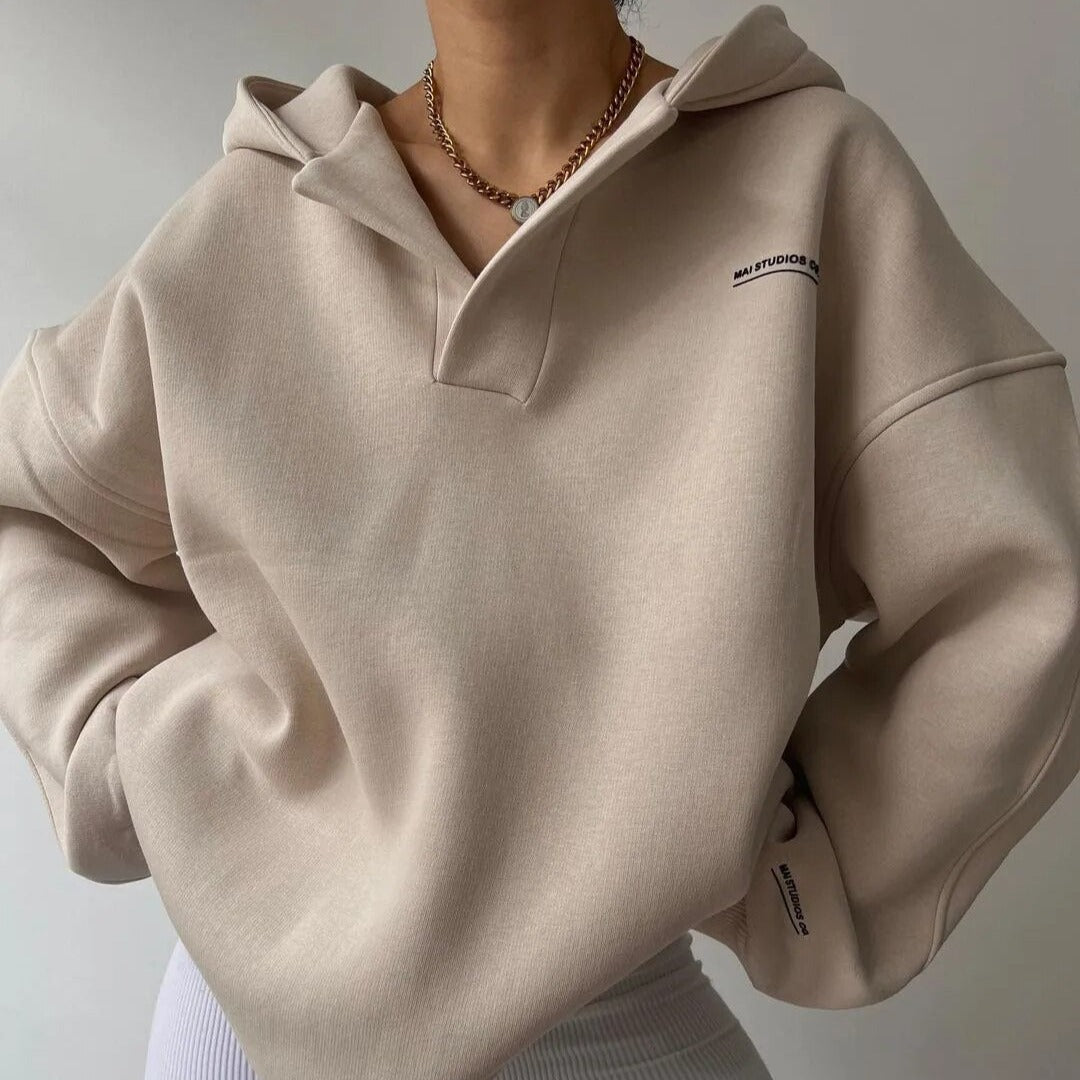Emma – Soft and Comfortable Minimalist Hoodie