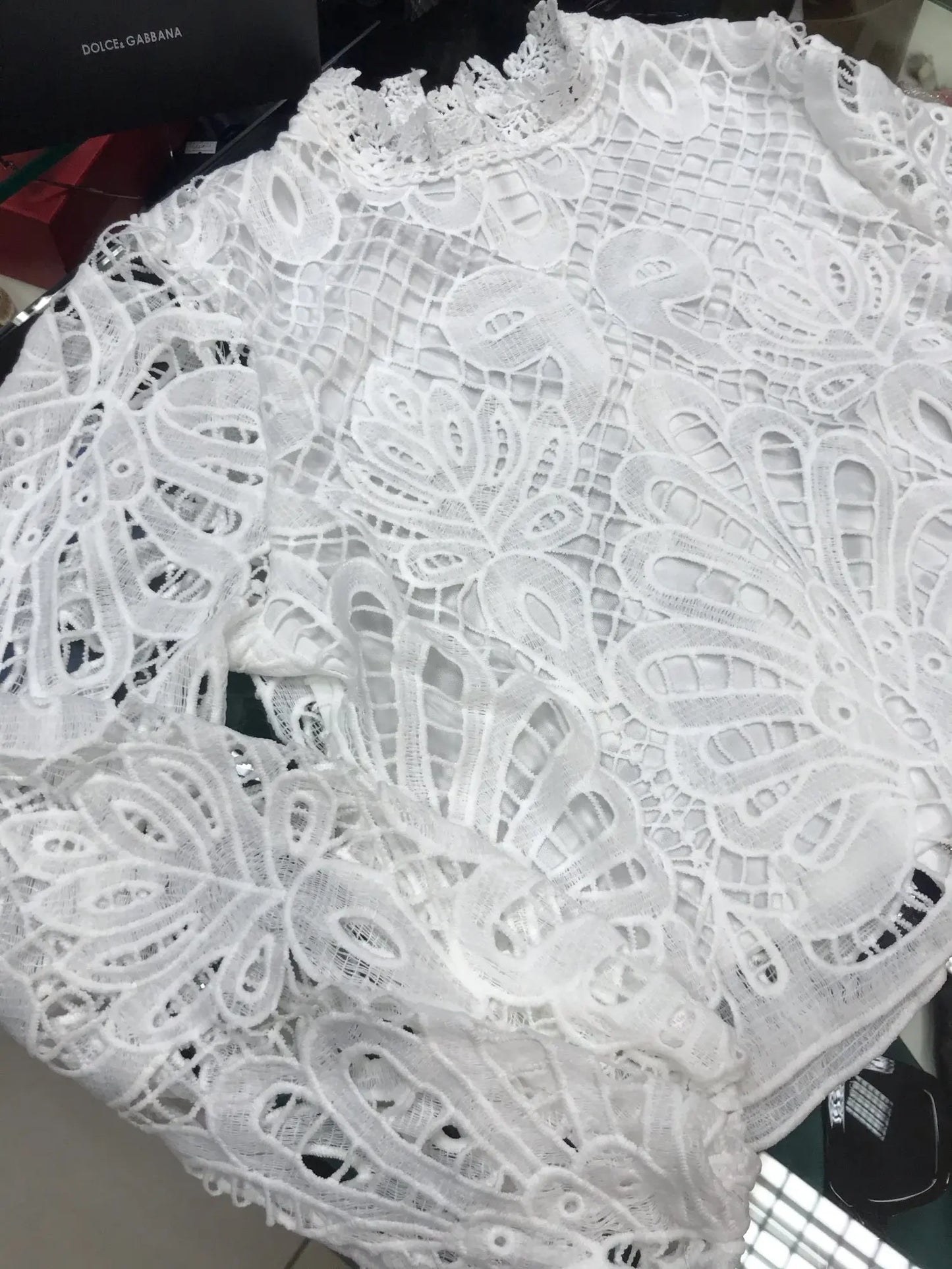 Women's Blouse - Floral Lace Long Sleeves