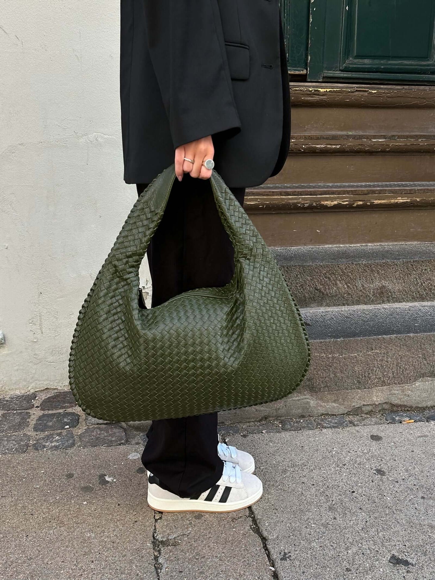 Elegant Woven Leather Hobo Bag Sophie