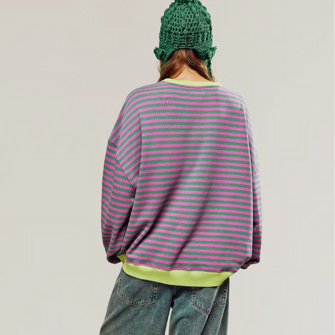 Zoé – Soft and elegant striped sweater