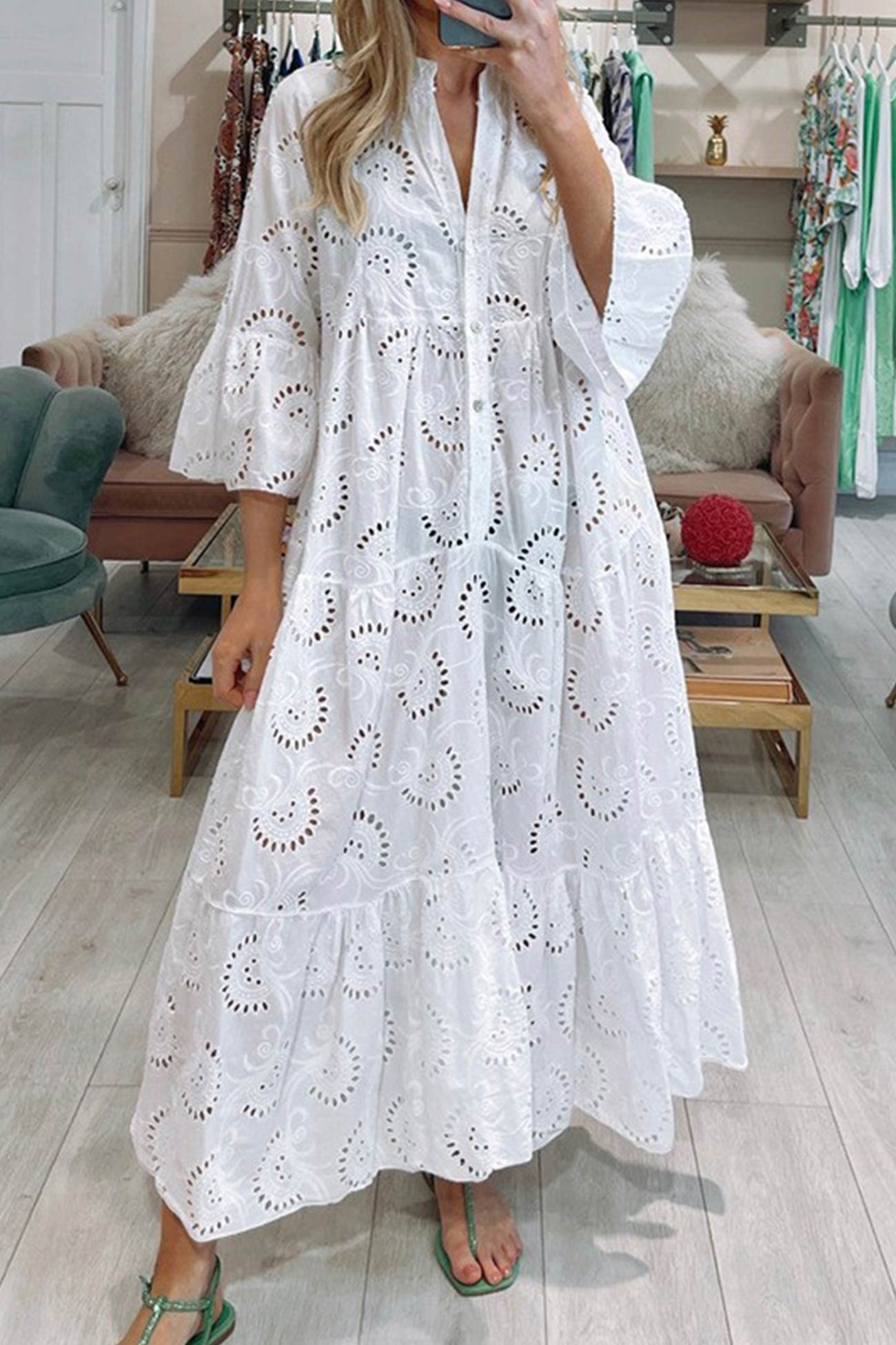 Léna Élégante Robe Longue Bohème en Coton Brodé