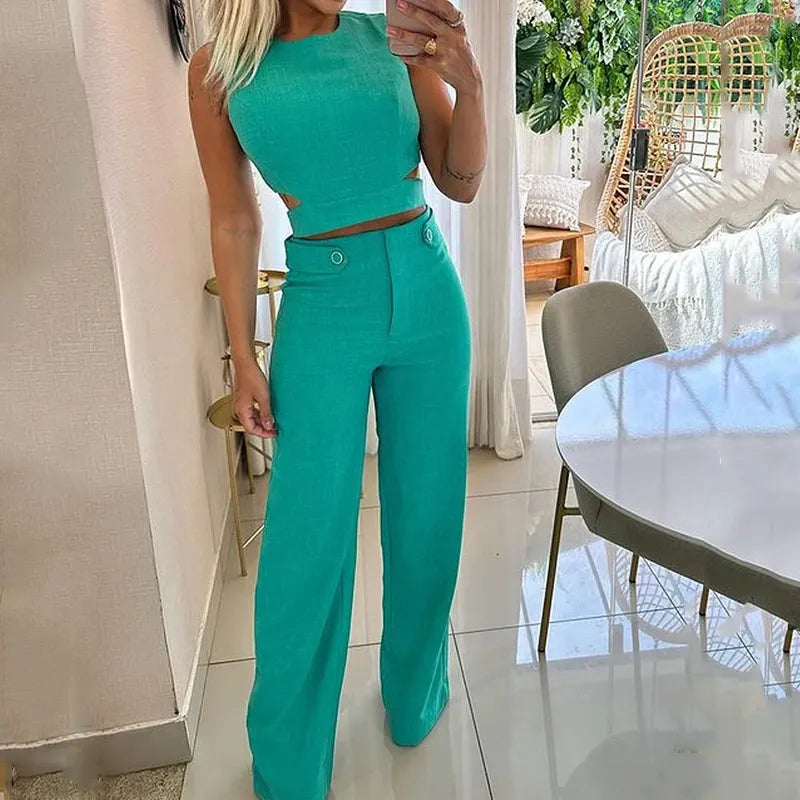 Women's Set – Sleeveless Crop Top and High-Waisted Pants
