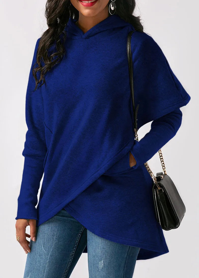 Sophie – Felpa con cappuccio asimmetrica elegante e moderna