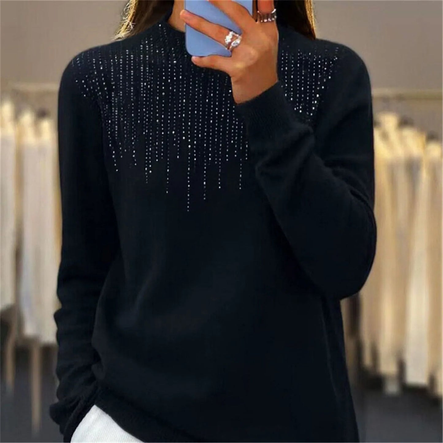 Freda – Chic semi-turtleneck sweater with sequins