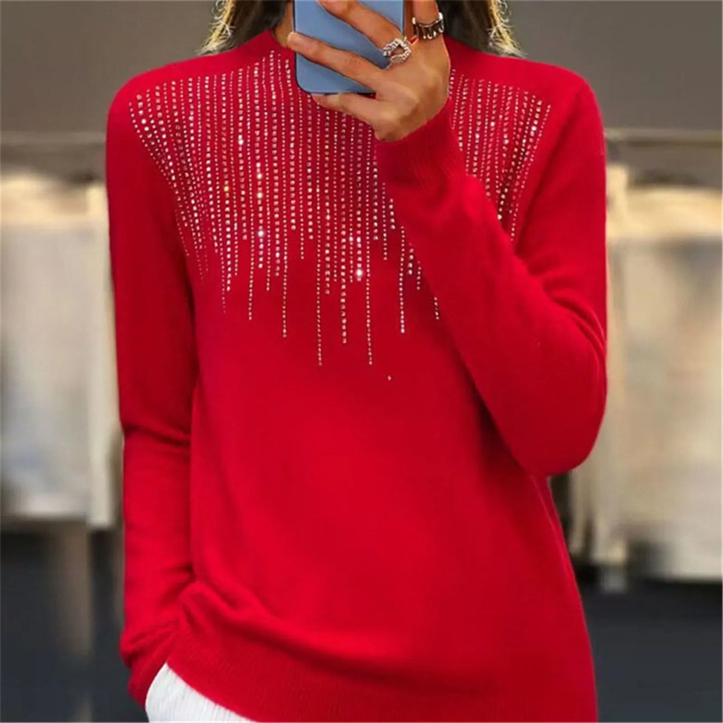 Freda – Chic semi-turtleneck sweater with sequins