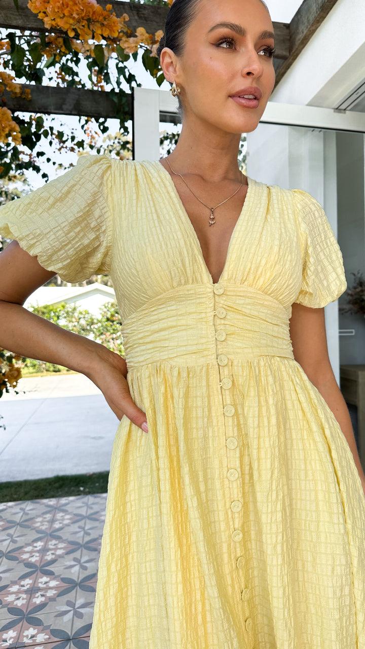 Léa | Long fluid and elegant dress with buttons