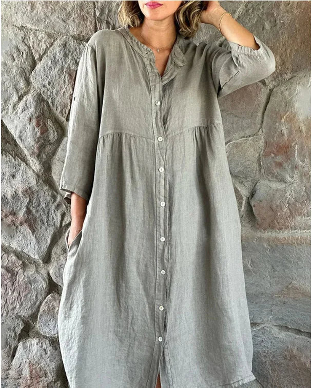 Women's Shirt Dress - Buttoned Mid-Length - 3/4 Sleeves