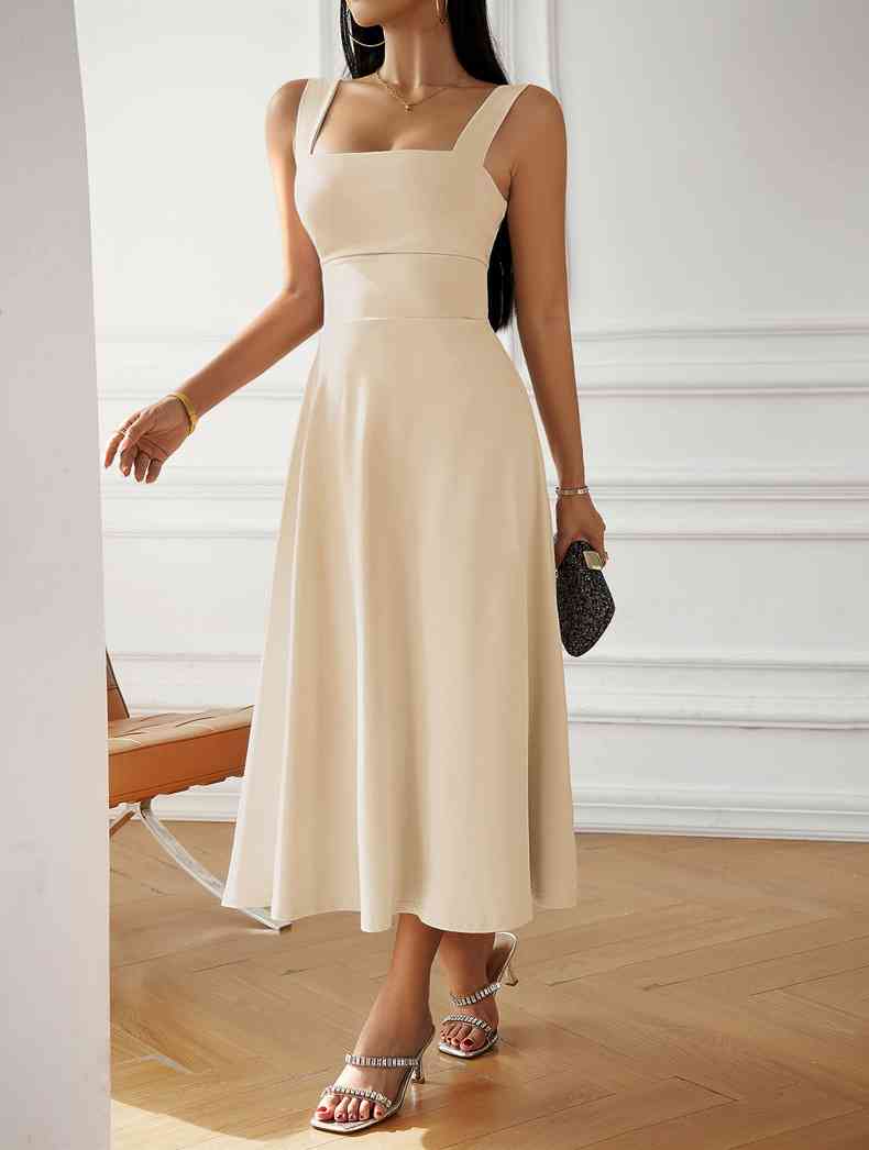 Emma Élégante Robe Midi à Encolure Carrée et Détail Nœud