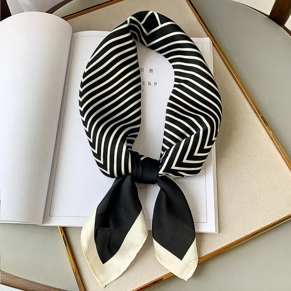 Léa – Elegant and Soft Natural Silk Scarf