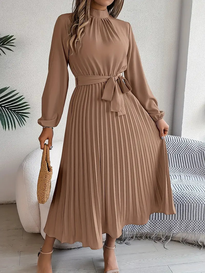 Sophie – Elegant Soft Dress with High Collar and Pleated Belt