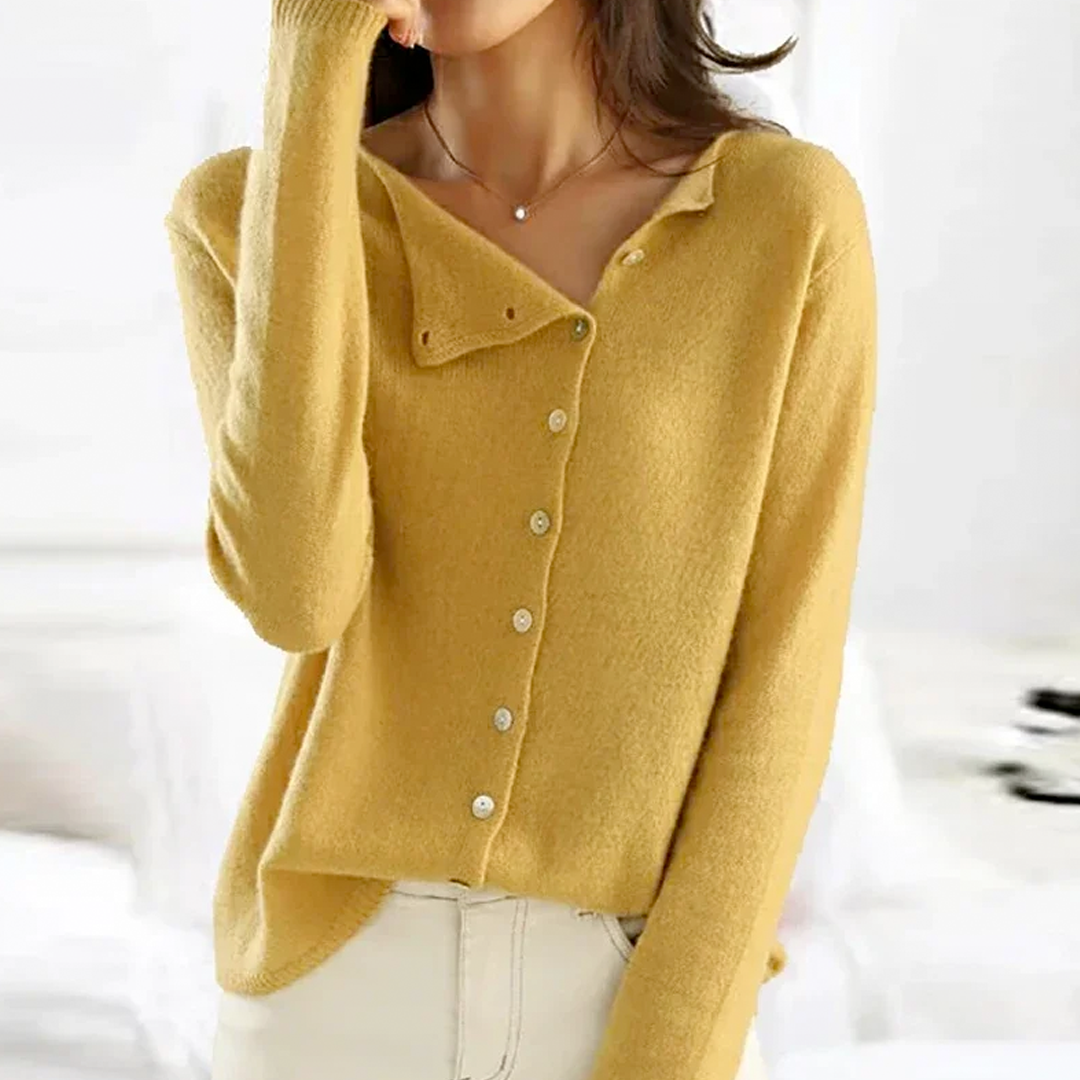 Chloé – Soft and elegant cardigan in fine knit