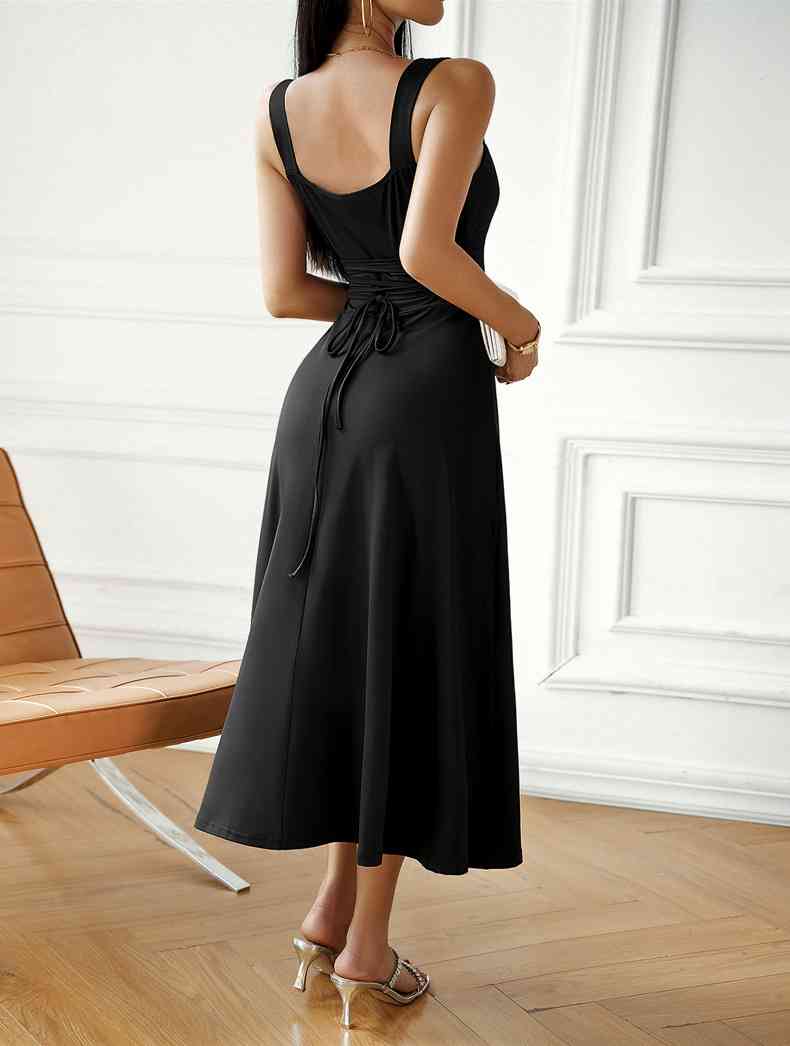 Emma Élégante Robe Midi à Encolure Carrée et Détail Nœud