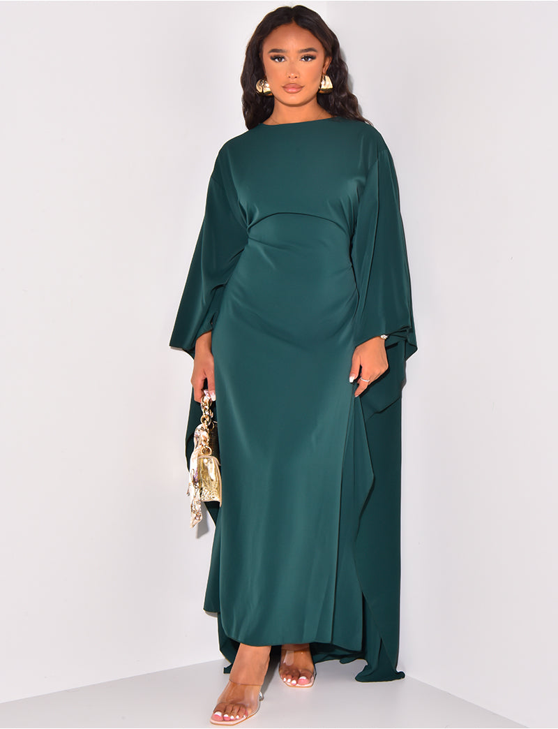 Léa Elegant Fluid Cape Dress