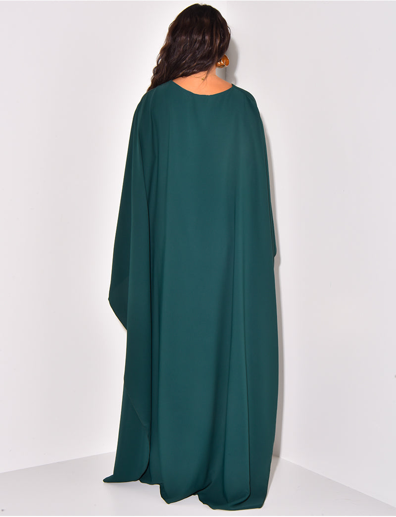 Léa Elegant Fluid Cape Dress