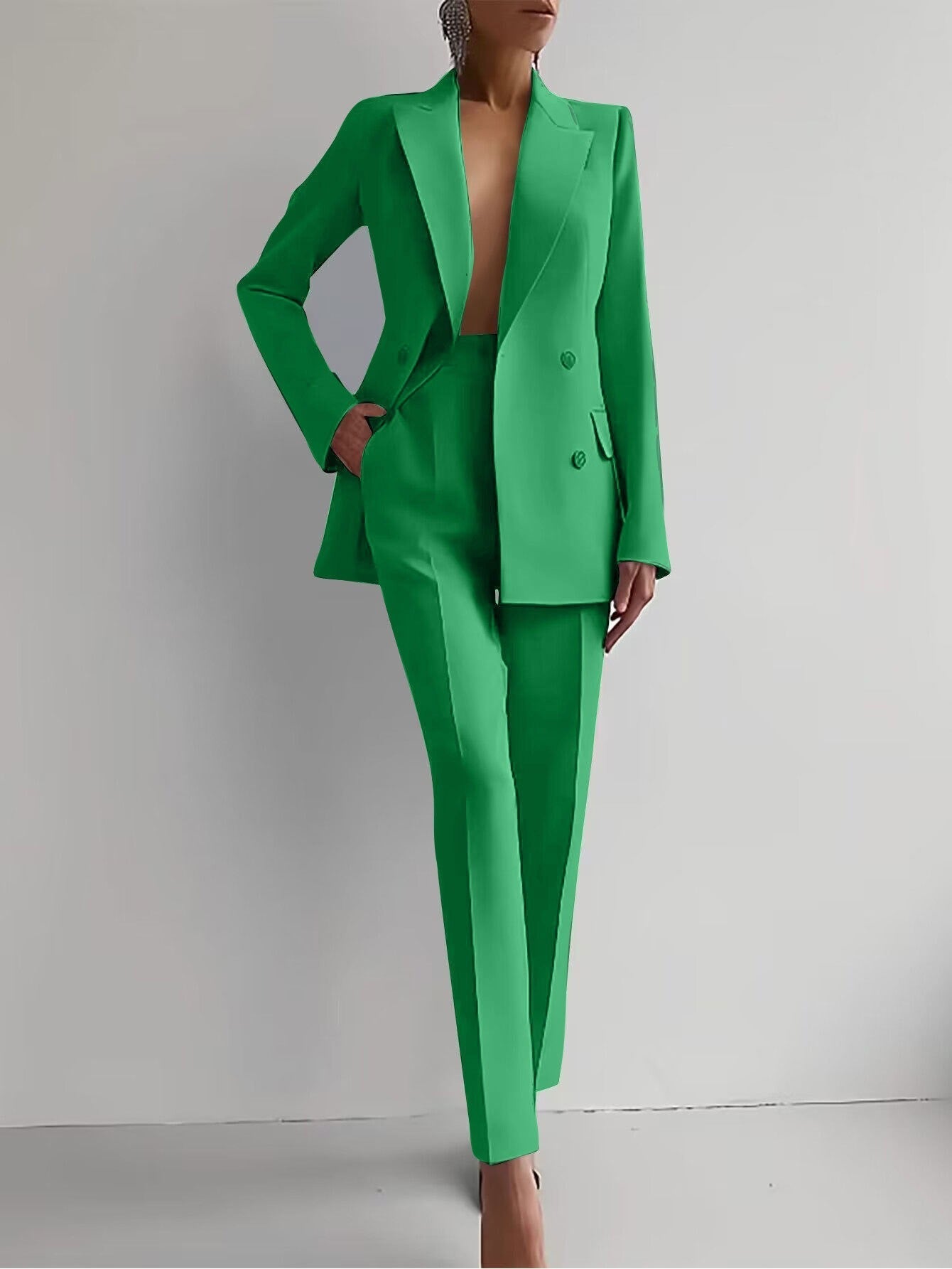 Léa – Elegant Women's Blazer and Pants Set